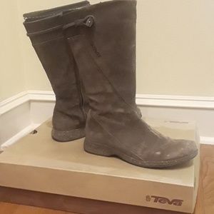 teva montecito boots